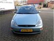 Ford Focus Wagon - 1.4-16V Ambiente - 1 - Thumbnail