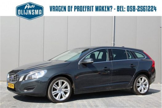 Volvo V60 - T3 Momentum | Navi | PDC | 18 inch |Nieuwe Distributieriem+set | Half Leer - 1