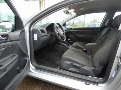 Volkswagen Golf - 5 1.6FSI 3Drs, Climate control, Cruise contr. NW. KETTING Nieuwe apk - 1