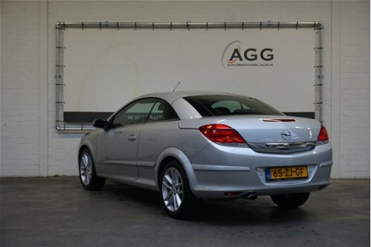 Opel Astra TwinTop - 1.8 Cosmo Luxe. Key Less - 1