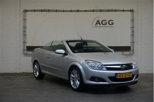 Opel Astra TwinTop - 1.8 Cosmo Luxe. Key Less - 1