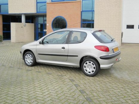 Peugeot 206 - 1.4 One-line - 1