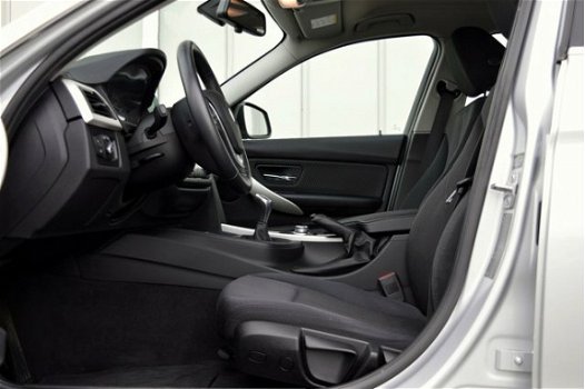 BMW 3-serie - 320i EfficientDynamics Edition Executive RIJKLAAR PRIJS-GARANTIE Xenon Navigatie - 1