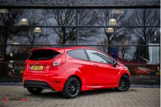 Ford Fiesta - 1.0 EcoBoost Red/Black Edition , Stoelverwarming, Climate control,