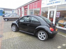 Volkswagen New Beetle - 2.0 Highline