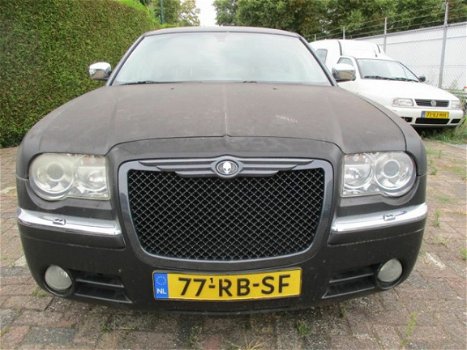 Chrysler 300C - 2.7 V6 - 1