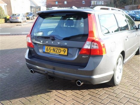 Volvo V70 - 2.0T R-Edition- Orig. Ned. auto- 1e eigenaar- trekhaak- NAV zeer nette staat - 1