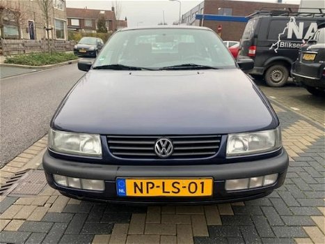 Volkswagen Passat - 2.0 CL Atlanta / Uniek / airco / Nwe apk - 1