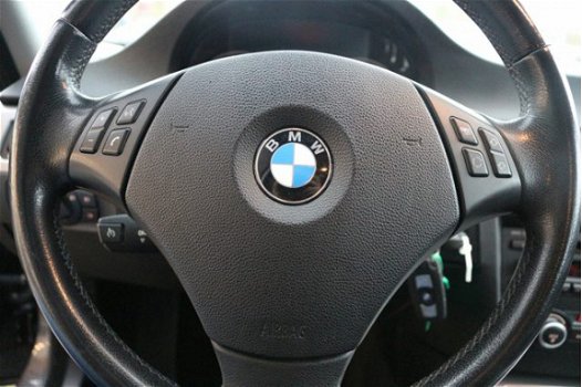 BMW 3-serie Touring - 320i High Executive Electrisch wegklapb. Trekhaak Navigatie - 1