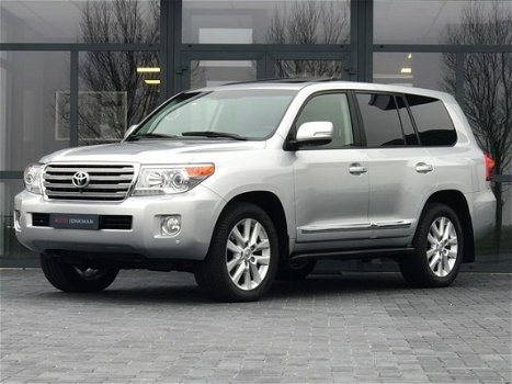 Toyota Land Cruiser V8 - 4.5 D-4D Executive A/T Van, Leder, Navi, Verwarmde stoelen/stuur, Stoelkoel - 1