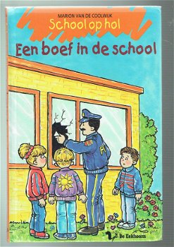 School op hol: een boef in de school, Coolwijk, Marion vd - 1