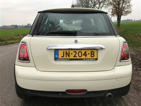 Mini Mini Cooper - 1.6 pepper / clima bj 2007 met 130.000 km - 1