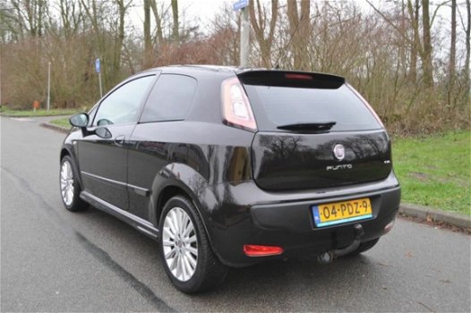 Fiat Punto Evo - 1.3 M-Jet Dynamic CLIMA/CRUISE USB-AUX NETTE&ZUINIGE AUTO - 1