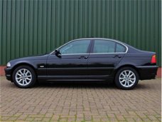 BMW 3-serie - 325i Executive Youngtimer concoursstaat