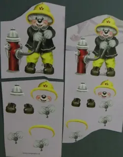 3D plaatjes --- BRANDWEERMAN STAAT bij de BRANDKRAAN
