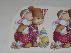 3D plaatjes --- BABY ZIT op de RUG van een BEER