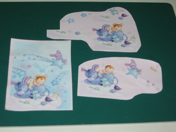 3D plaatjes --- BABY LIGT te SLAPEN bij ZIJN BLAUWE EZELTJE - nr. 1