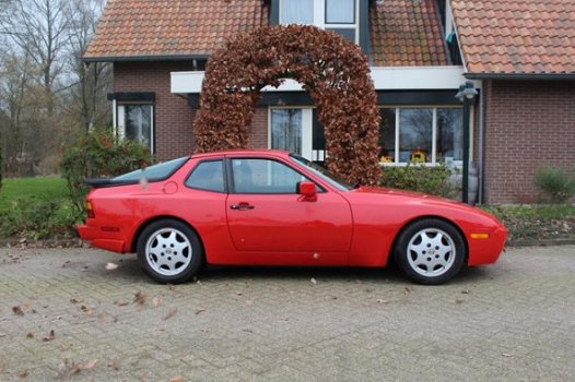 Porsche 944 - Turbo targa - 1