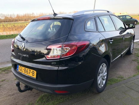 Renault Mégane Estate - 1.5 dCi 110pk Limited R-link PDC Keyless Trh LM velgen Climaat PDC - 1