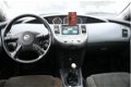 Nissan Primera Estate - 1.8 Visia airco, climate control, elektrische ramen, radio cd speler, trekha - 1 - Thumbnail