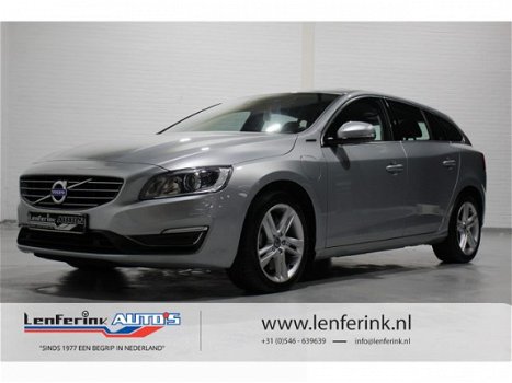 Volvo V60 - 2.4 D6 AWD Plug-In Hybrid Summum 215pk Achteruitrijcamera, PDC Achter, Cruise - 1