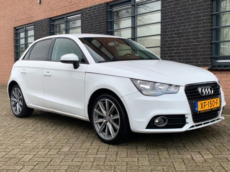 Audi A1 Sportback - 1.6 TDI Amb. PL. Bns - 1