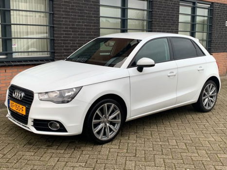 Audi A1 Sportback - 1.6 TDI Amb. PL. Bns - 1