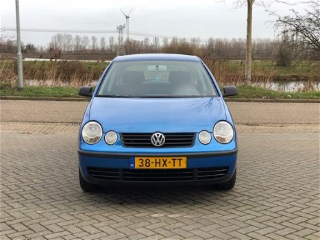 Volkswagen Polo - 1.4 16V 75pk - 1