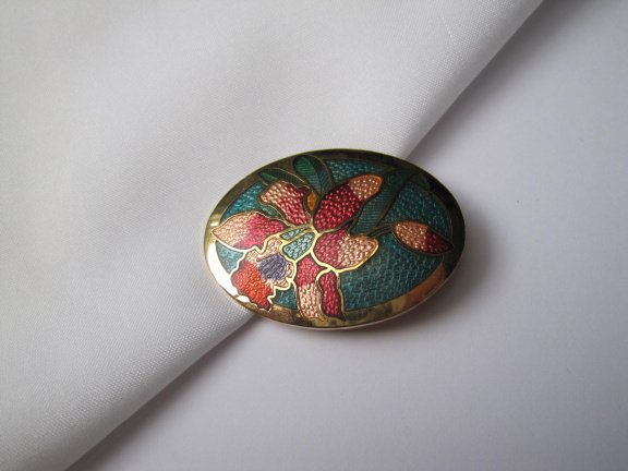 Broche goudkleurig cloisonne emaille met orchidee bloem afbeelding 4.1x3.0 cm. - Afbeelding 8