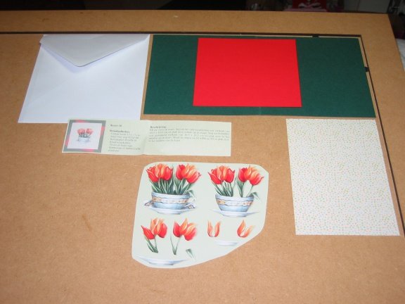 Kaart nr. 18 --- 3D SET voor WENSKAART --- MOOIE TULPEN in een KOPJE - nr. 1