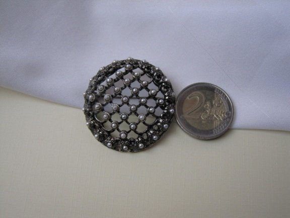 Broche antiek zilverkleurig vol zaadparel kraaltjes 3.9x3.9 cm - Afbeelding 6