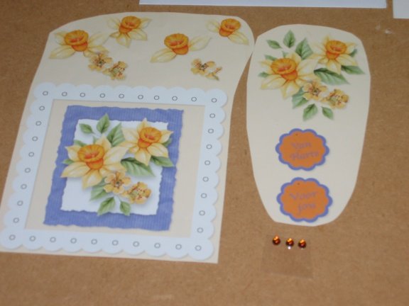 Kaart nr. 10 --- 3D SET voor WENSKAART --- BOEKET met GELE NARCISSEN - Afbeelding 2