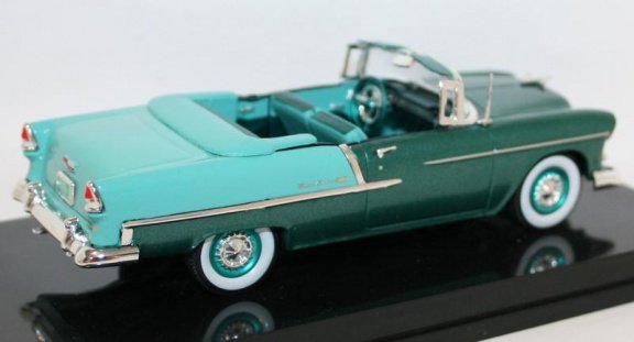 1:43 Vitesse Chevrolet Bel Air Convertible 1955 groen - 3