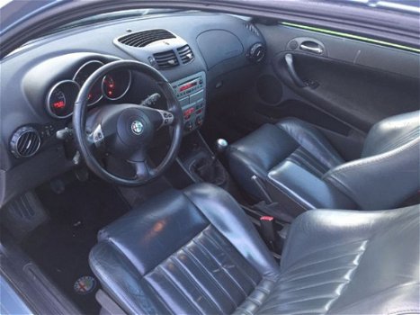 Alfa Romeo 147 - 1.9 JTD Edizione Limitata ZO MEENEMEN - 1