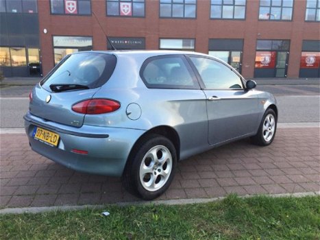 Alfa Romeo 147 - 1.9 JTD Edizione Limitata ZO MEENEMEN - 1