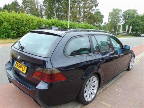 BMW 5-serie Touring - 530d High Executive M PAKKET Clima / Groot Navi / Leder / Xenon / Lm Velgen Ze - 1