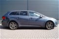 Toyota Avensis Wagon - 2.0 D-4D Dynamic Business l Navigatie | Stoelverwarming - 1 - Thumbnail