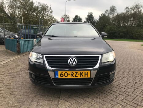 Volkswagen Passat Variant - 2.0 TDI DSG | LED | Clima - 1