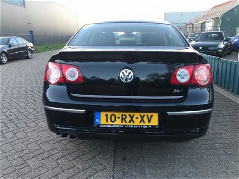 Volkswagen Passat - 1.9 TDI 105pk | R-line | Xenon sold - 1