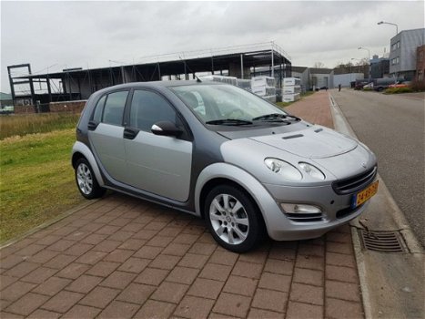 Smart Forfour - 1.1 blackbasic - 1