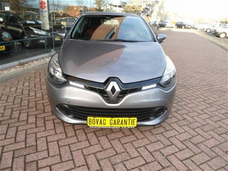 Renault Clio - 1.2 16V 1.2 ÉDITION SPÉCIALE, slechts 65.181 km - 1