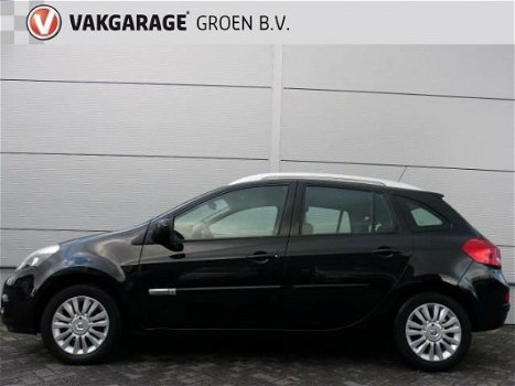 Renault Clio Estate - 1.2 TCE Collection (100pk) Navi / Cruise / Lichtmetaal - 1