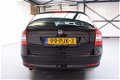 Skoda Octavia Combi - 1.2 TSI Elegance|Automaat|Navi|Xenon|NL Auto|NAP|Cruise - 1 - Thumbnail