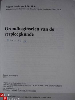 Boek- Grondbeginselen van de verleegkunde. - 1