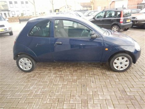 Ford Ka - 1.3 8V - N.A.P. - AIRCO - Dealer onderhouden - 1