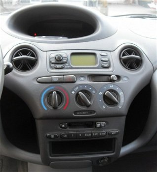 Toyota Yaris - 1.316v Sol - 1