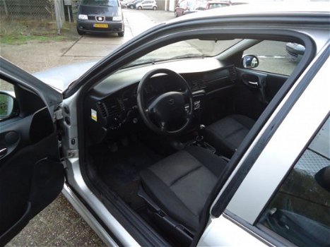 Opel Vectra - 1.6-16V Business Edition / ECC / PDC / ELEK RMN / C.VERGR.AFSTANDBEDIEND / LM VELGEN / - 1