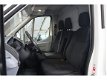 Ford Transit - 2.2 TDCi 125pk L3H2/L3H3 Trend Airco, Cruise, PDC V+A, Uit voorraad leverbaar - 1 - Thumbnail