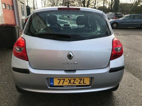 Renault Clio - 1.2 TCE 100 5-DRS Turbo Business Line - 1