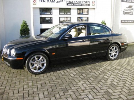 Jaguar S-type - 4.2 V8 - 1